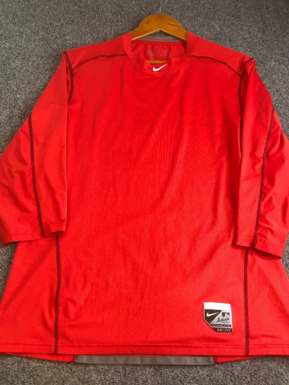 Nike Shirt Mens Large Red Black Baseball MLB Compression Fitted Raglan